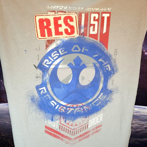 Star Wars The Resistance First Order T-shirt - Picture 3 of 8